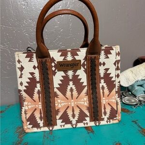 Wrangler Tan and Cream Geometric Tote